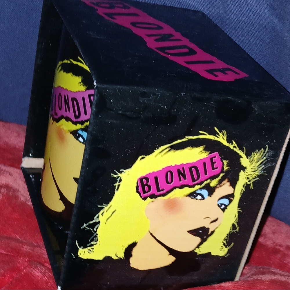 Blondie mug